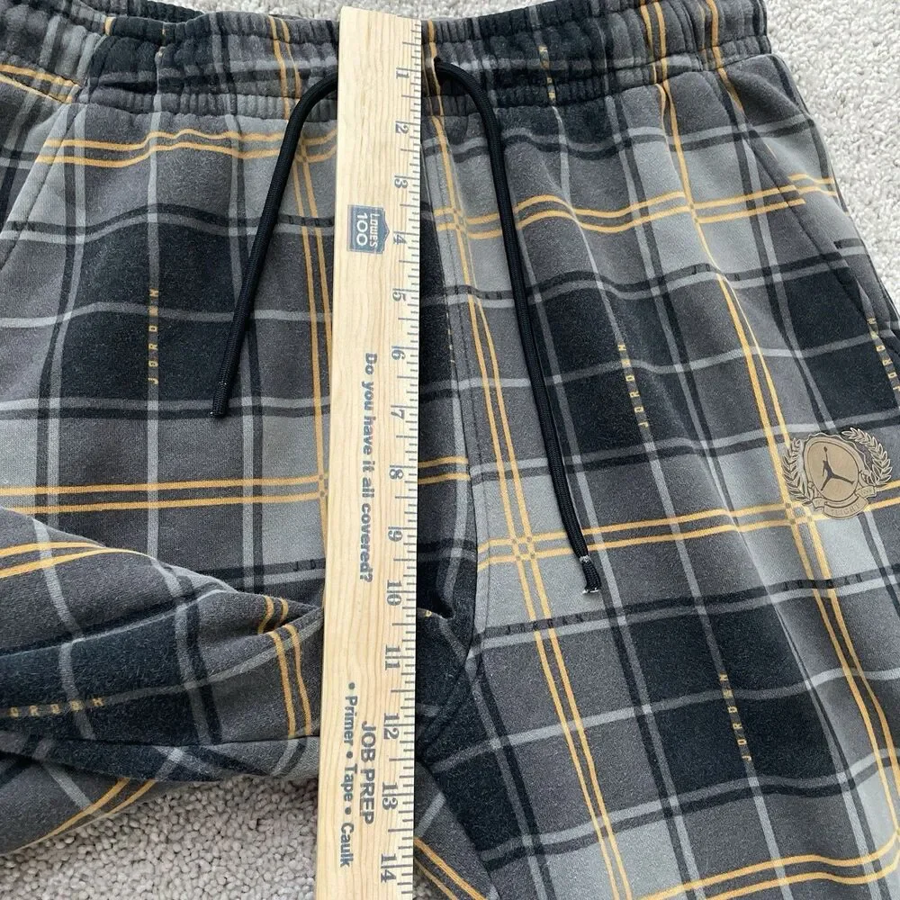 NIKE AIR JORDAN Essential Festive Plaid Fleece Sweatpants Gray Medium